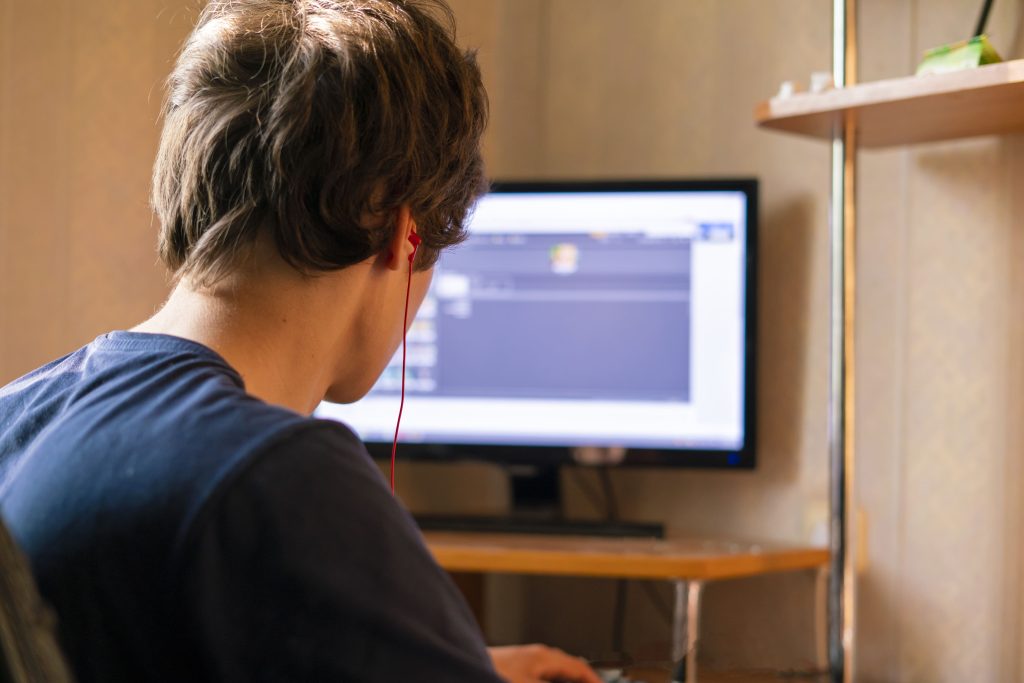 Gençlik Nereye Gidiyor